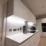 King With Garden View *
