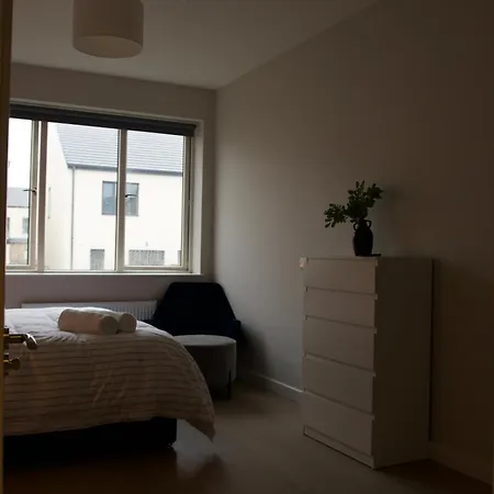 King With Garden View * Dublin