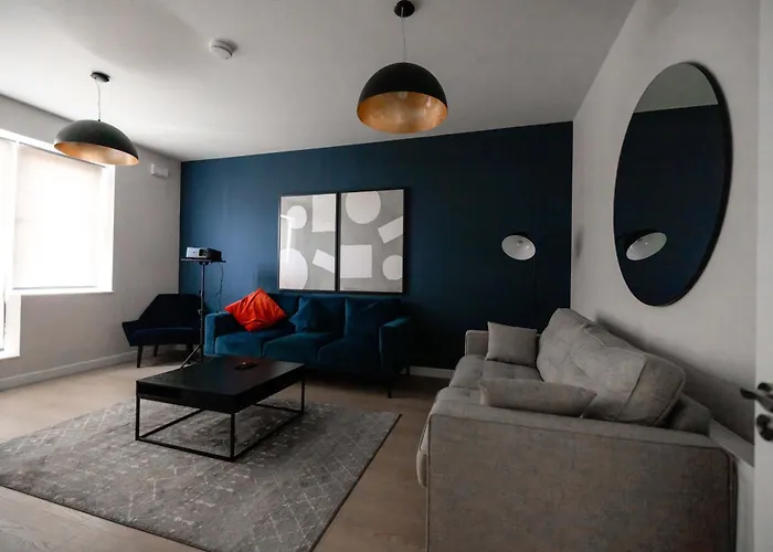 King With Garden View * Dublin